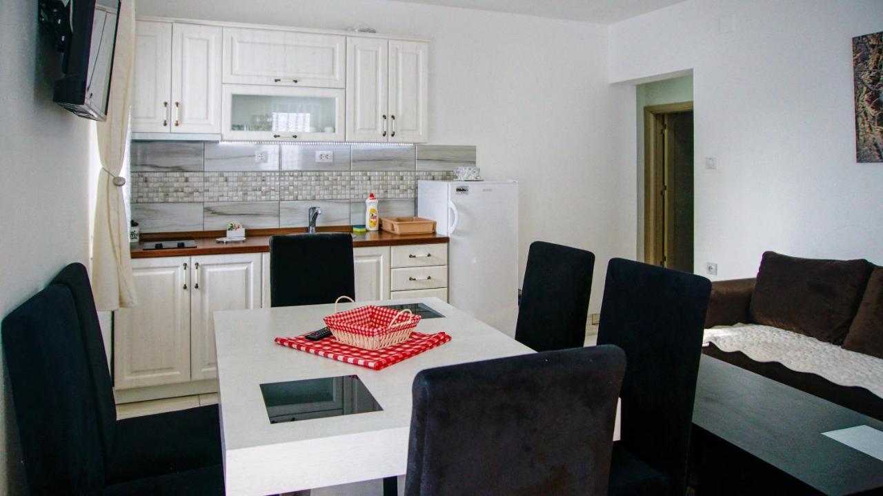 Apartment Petrovic Kopaonik Esterno foto