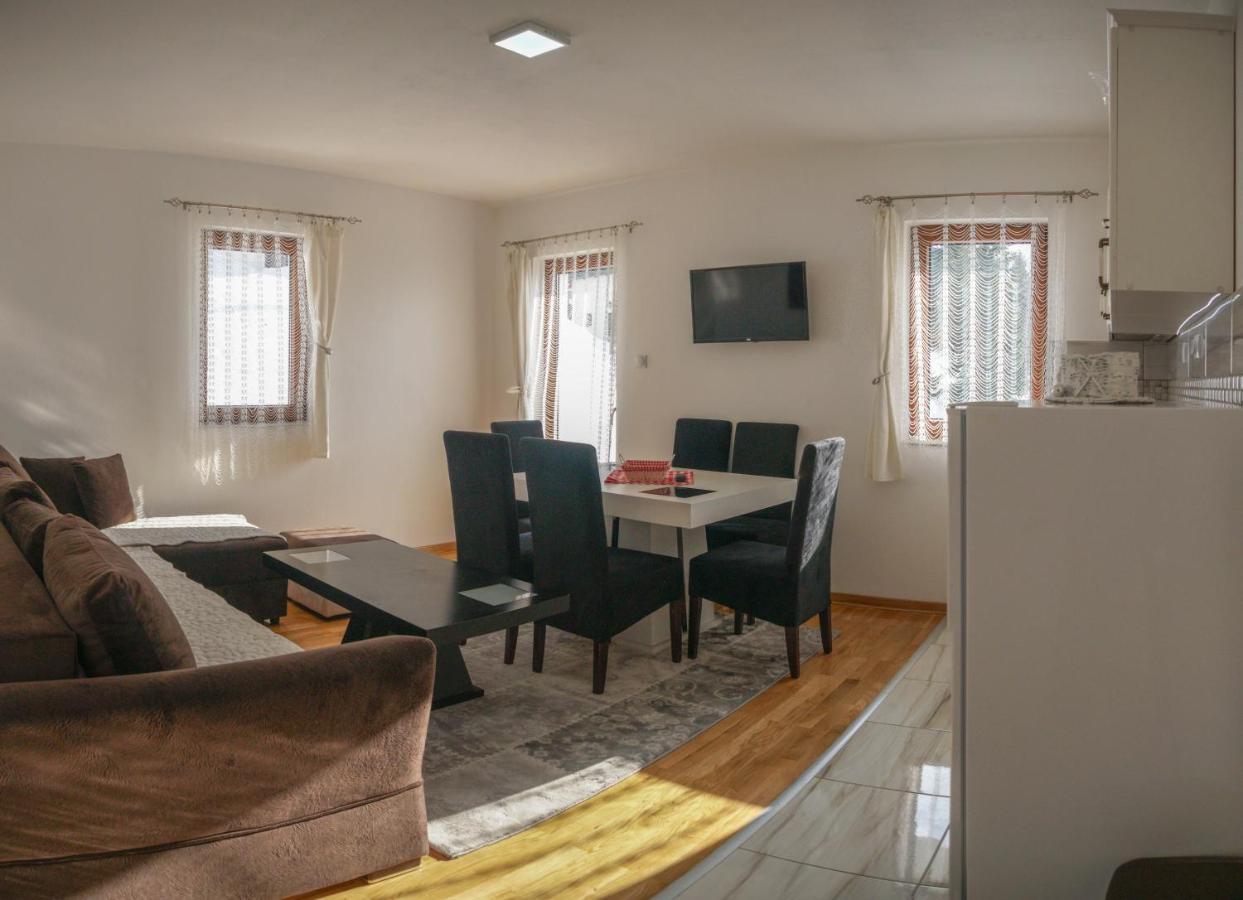 Apartment Petrovic Kopaonik Esterno foto