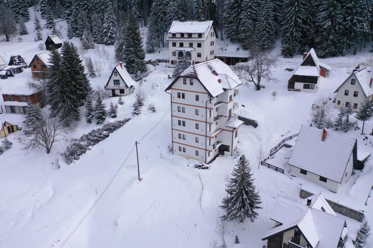 Apartment Petrovic Kopaonik Esterno foto