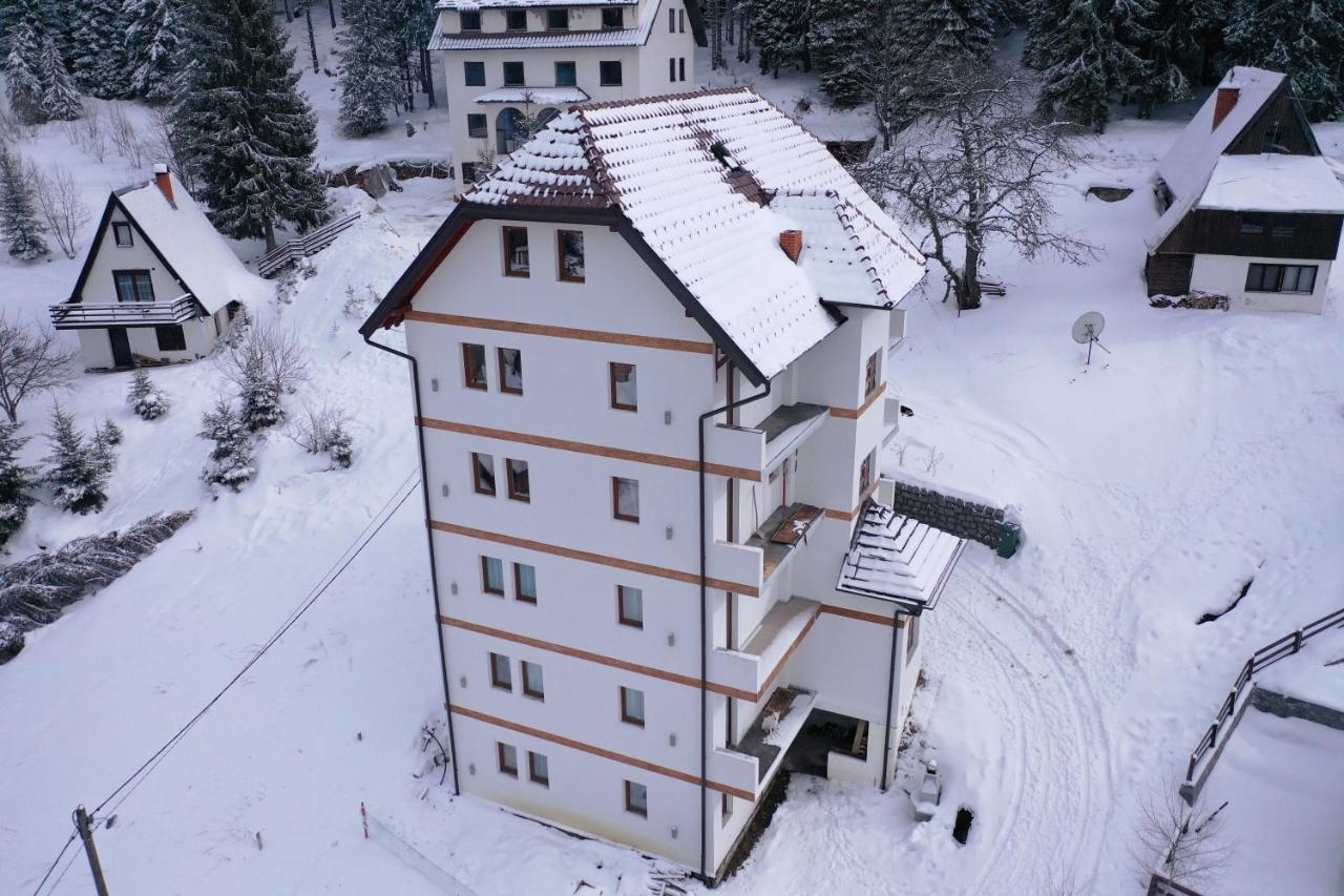 Apartment Petrovic Kopaonik Esterno foto