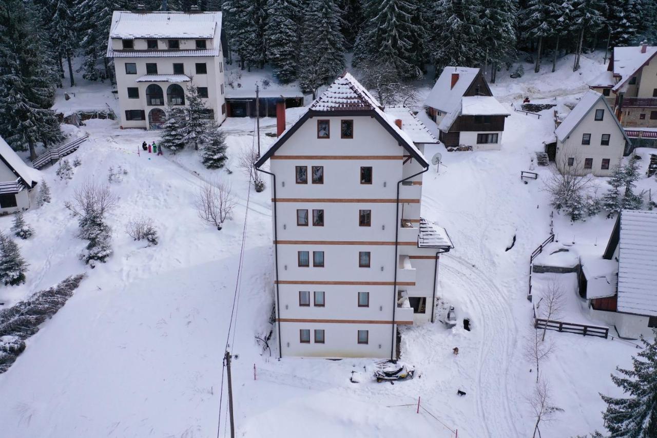Apartment Petrovic Kopaonik Esterno foto